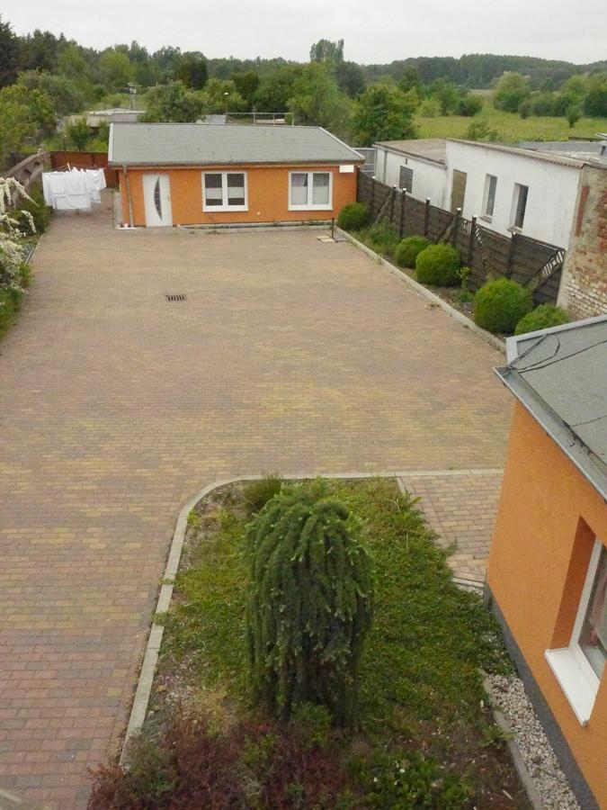 Apart Pension Plaue Brandenburg  Buitenkant foto